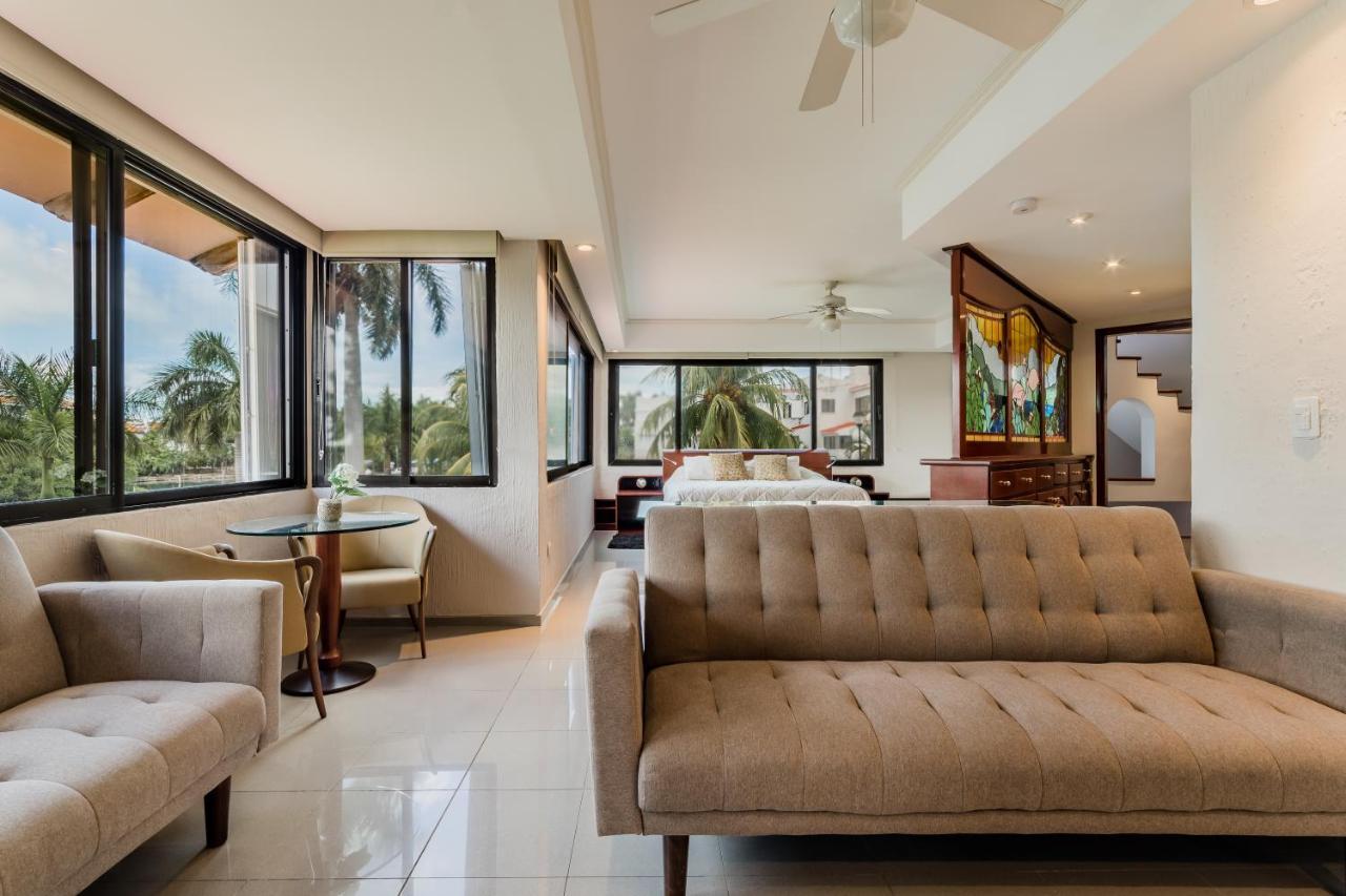Elegant Lagoon Front Villa By Casa Paraiso Cancún Buitenkant foto