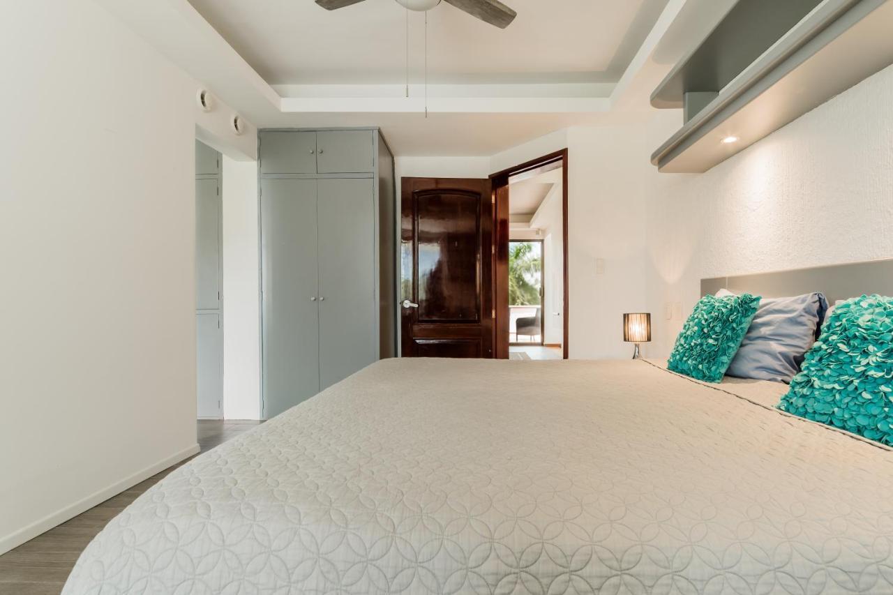 Elegant Lagoon Front Villa By Casa Paraiso Cancún Buitenkant foto