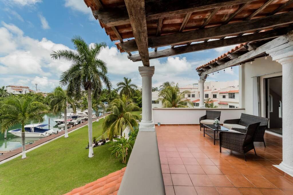 Elegant Lagoon Front Villa By Casa Paraiso Cancún Buitenkant foto